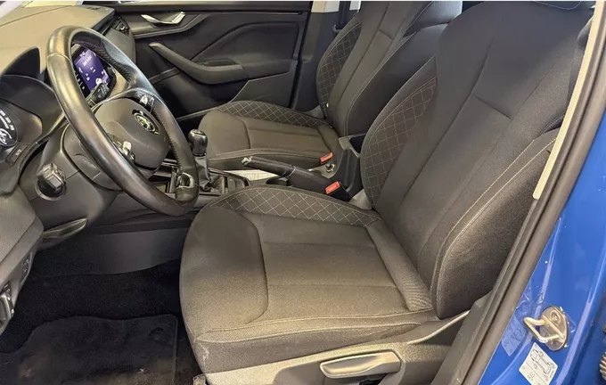SKODA SCALA 1.0 TSI 95 ch BVM5 Ambition extérieur trois quart arrière droit 213244