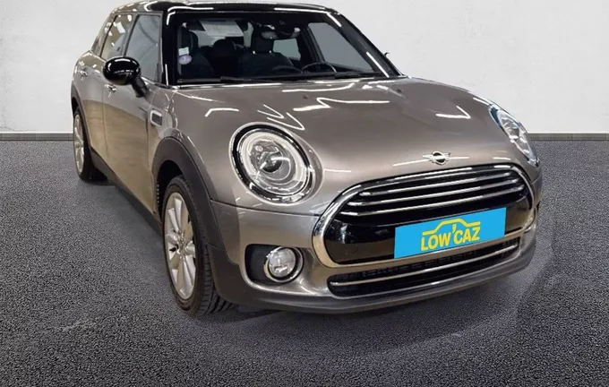 MINI CLUBMAN Cooper 136 ch BVA7 Finition Chili extérieur trois quart avant droit 213204