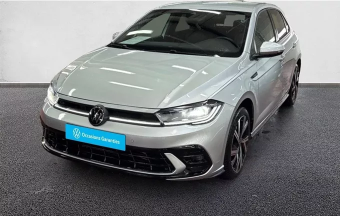 VOLKSWAGEN POLO 1.0 TSI 95 S&S BVM5 R-Line extérieur trois quart avant gauche 2123516