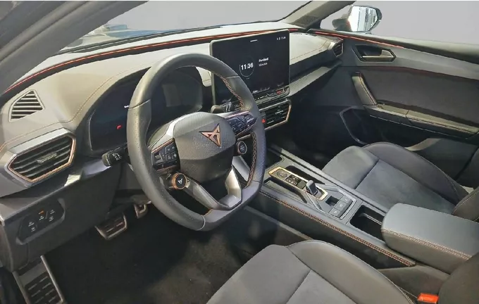 CUPRA LEON 1.5 eTSI Hybrid 150 ch DSG7 V photo 13 2126790