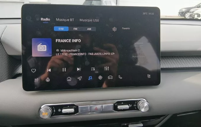 MG MGS5 EV 64kWh - 170 kW 2WD Luxury photo 15 9065