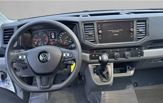 VOLKSWAGEN UTILITAIRES CRAFTER VAN 35 L3H3 2.0 TDI 140 CH BVA BUSINESS extérieur trois quart avant droit 106181