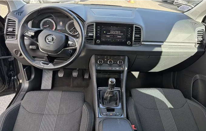 SKODA KAROQ 1.5 TSI 150 ch ACT Business extérieur trois quart avant droit 212869