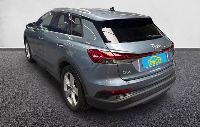 AUDI Q4 E-TRON 40 204 ch 82 kWh Executive extérieur trois quart arrière gauche 213312