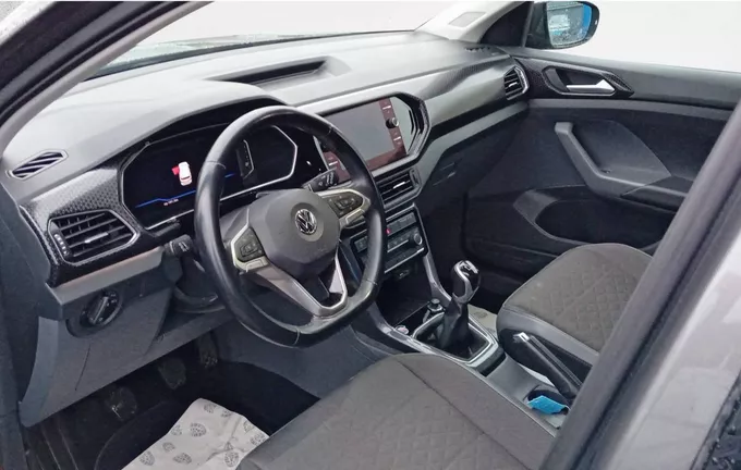 VOLKSWAGEN T-CROSS 1.0 TSI 115 Start/Stop BVM6 Carat photo 13 561003