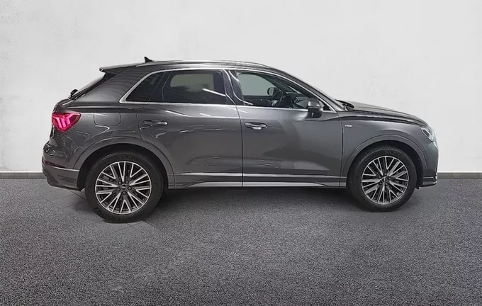 AUDI Q3 45 TFSIe 245 ch S tronic 6 S line extérieur côté droit 2127350