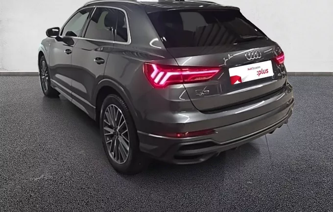 AUDI Q3 45 TFSIe 245 ch S tronic 6 S line extérieur trois quart arrière gauche 2127350