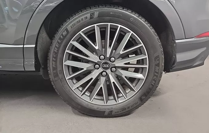 AUDI Q3 45 TFSIe 245 ch S tronic 6 S line photo 9 2127350