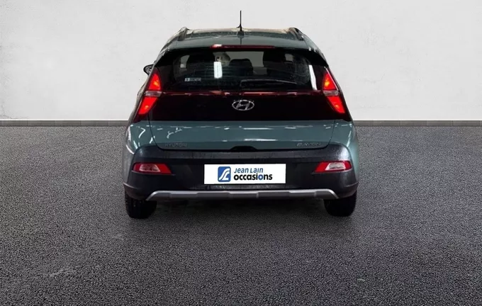 HYUNDAI BAYON 1.2 84 Initia extérieur arrière 13755