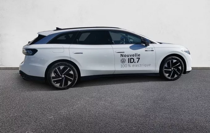 VOLKSWAGEN ID.7 TOURER 286 ch Pro Life Max extérieur côté droit 9717