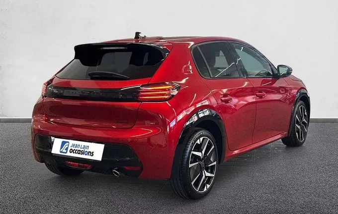 PEUGEOT 208 Hybrid 100 e-DCS6 GT extérieur trois quart arrière droit 945931