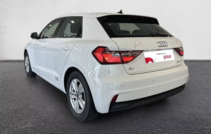 AUDI A1 Sportback 25 TFSI 95 ch BVM5 Entry extérieur trois quart arrière gauche 2131511
