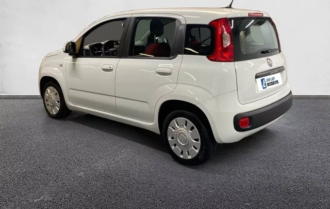 FIAT PANDA 1.2 69 ch S/S Easy extérieur trois quart arrière gauche 2128766