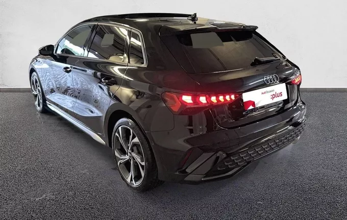 AUDI A3 Sportback TFSI Mild Hybrid 150 S tronic 7 S line extérieur trois quart arrière gauche 2128669