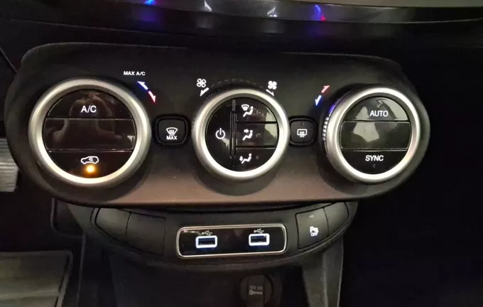 FIAT 500 X 1.6 Multijet 120 ch Cross photo 14 212886