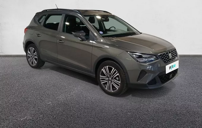 SEAT ARONA 1.0 TSI 95 ch Start/Stop BVM5 Copa extérieur trois quart avant droit 945842