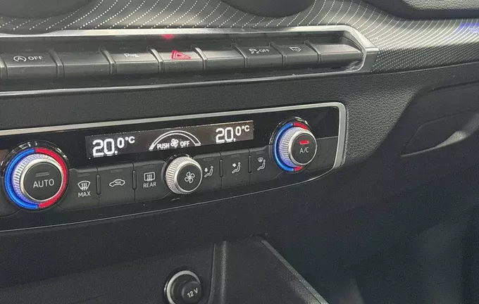 AUDI SQ2 50 TFSI 300 ch S tronic 7 Quattro photo 14 213294