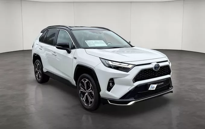 TOYOTA RAV4 Hybride Rechargeable AWD-i Collection extérieur trois quart avant droit 1104008