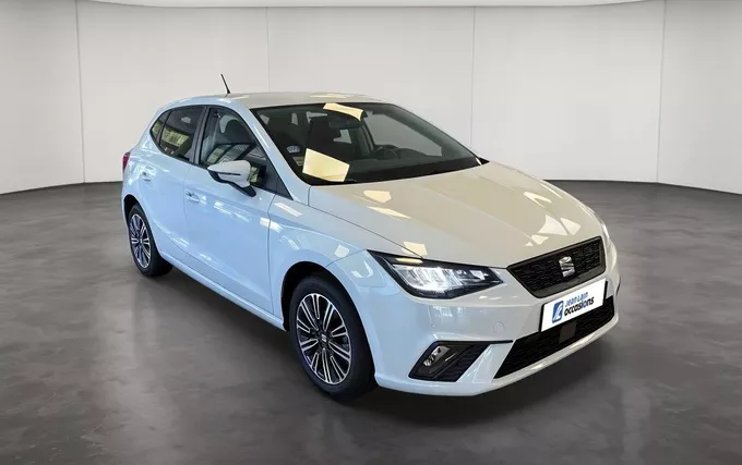 SEAT IBIZA 1.0 TSI 95 ch S/S BVM5 Urban extérieur trois quart avant droit 2131751