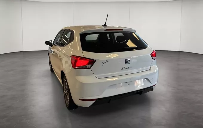 SEAT IBIZA 1.0 TSI 95 ch S/S BVM5 Urban extérieur trois quart arrière gauche 2131751