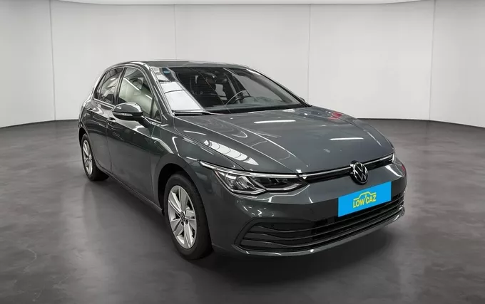 VOLKSWAGEN GOLF 1.0 eTSI OPF 110 DSG7 Life Plus extérieur trois quart avant droit 213680