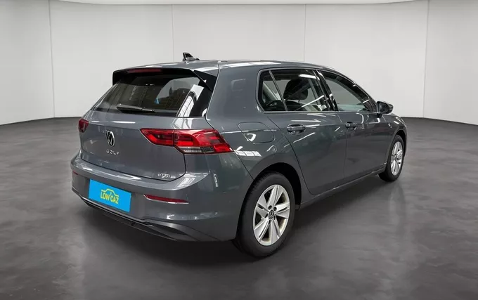 VOLKSWAGEN GOLF 1.0 eTSI OPF 110 DSG7 Life Plus extérieur trois quart arrière droit 213680