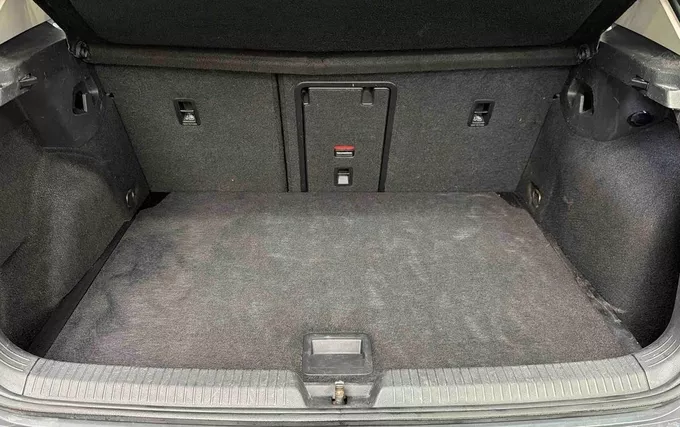 VOLKSWAGEN GOLF 1.0 eTSI OPF 110 DSG7 Life Plus photo 10 213680