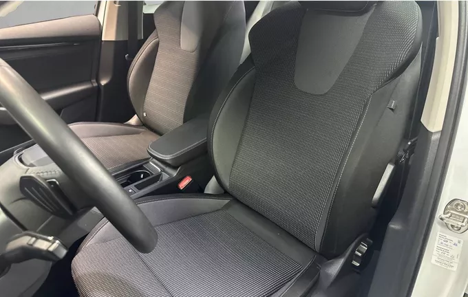 SKODA OCTAVIA Combi 1.5 TSI Hybrid 150 ch ACT DSG7 Selection extérieur trois quart arrière droit 2119161