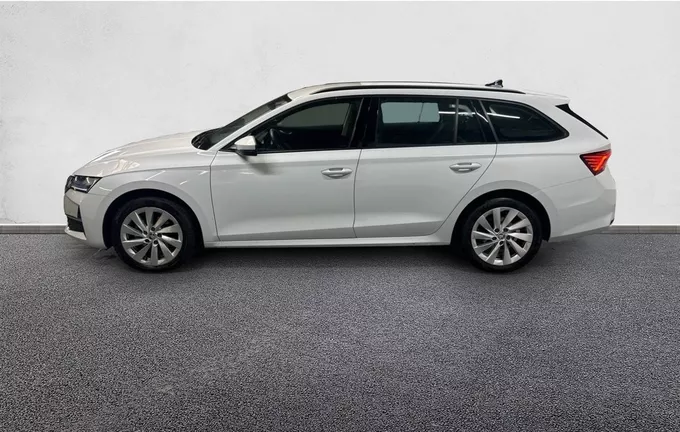 SKODA OCTAVIA Combi 1.5 TSI Hybrid 150 ch ACT DSG7 Selection extérieur trois quart arrière gauche 2119161