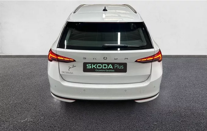 SKODA OCTAVIA Combi 1.5 TSI Hybrid 150 ch ACT DSG7 Selection extérieur côté gauche 2119161