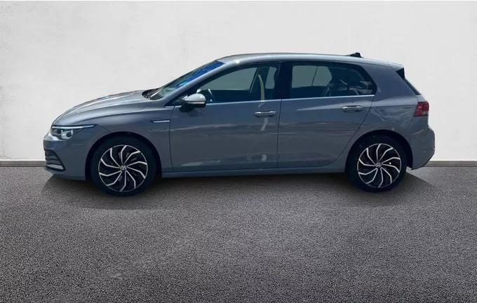 VOLKSWAGEN GOLF 2.0 TDI SCR 150 DSG7 4Motion Style extérieur trois quart arrière gauche 560726