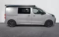 Miniature CITROEN JUMPY VAN AMENAGE BLUEHDI 120 S&S BVM6 extérieur trois quart arrière droit 943688
