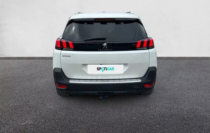 PEUGEOT 5008 BlueHDi 130ch S&S EAT8 Allure Pack extérieur trois quart arrière droit 945512