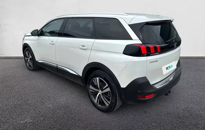 PEUGEOT 5008 BlueHDi 130ch S&S EAT8 Allure Pack extérieur trois quart arrière gauche 945512