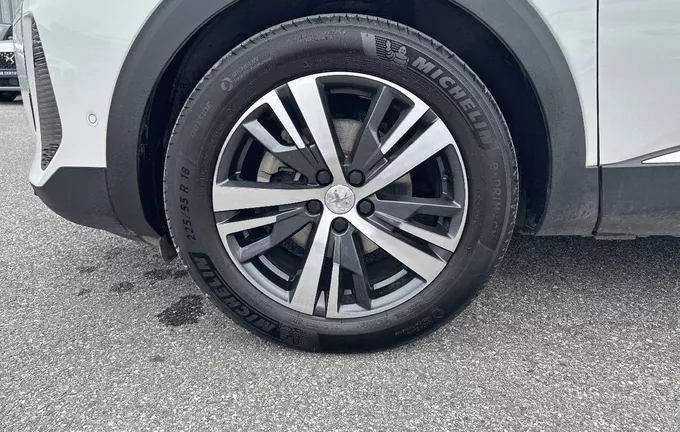 PEUGEOT 5008 BlueHDi 130ch S&S EAT8 Allure Pack photo 13 945512