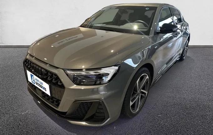 AUDI A1 Sportback 30 TFSI 116 ch S tronic 7 S Line Plus extérieur trois quart avant gauche 2126013