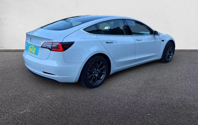 TESLA MODEL 3 Standard Range Plus RWD extérieur trois quart arrière droit 212946