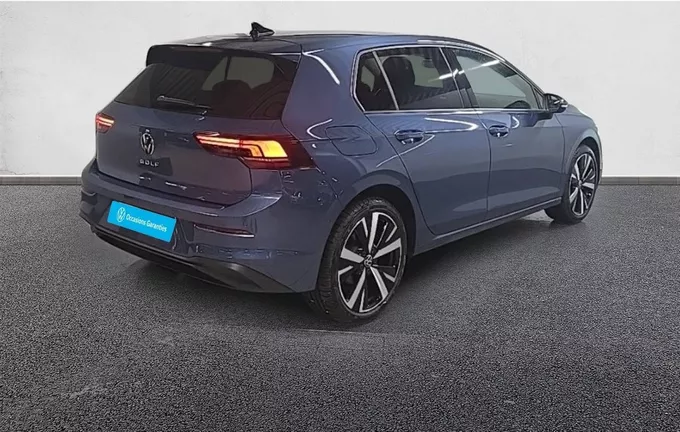 VOLKSWAGEN GOLF 1.5 TSI EVO2 116 BVM6 VW Edition extérieur trois quart arrière droit 2128940