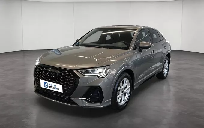 AUDI Q3 Sportback 35 TDI 150 ch S tronic 7 S line extérieur trois quart avant gauche 2130995