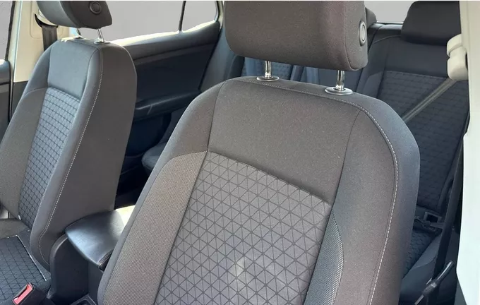 VOLKSWAGEN T-CROSS 1.0 TSI 95 Start/Stop BVM5 Life Tech extérieur trois quart arrière droit 2129209