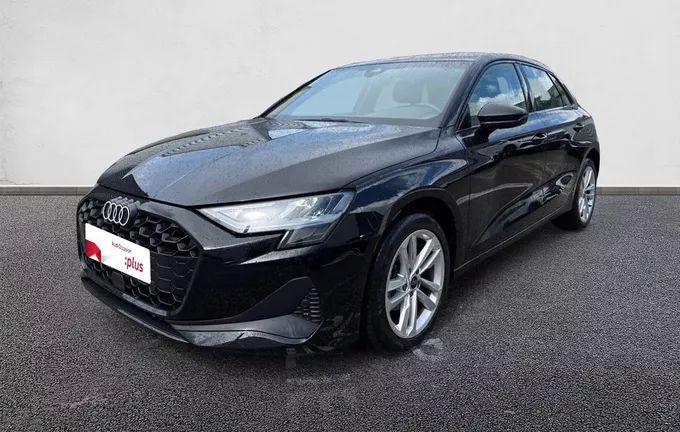 AUDI A3 Sportback TFSI Mild Hybrid 150 S tronic 7 extérieur trois quart avant gauche 2127646