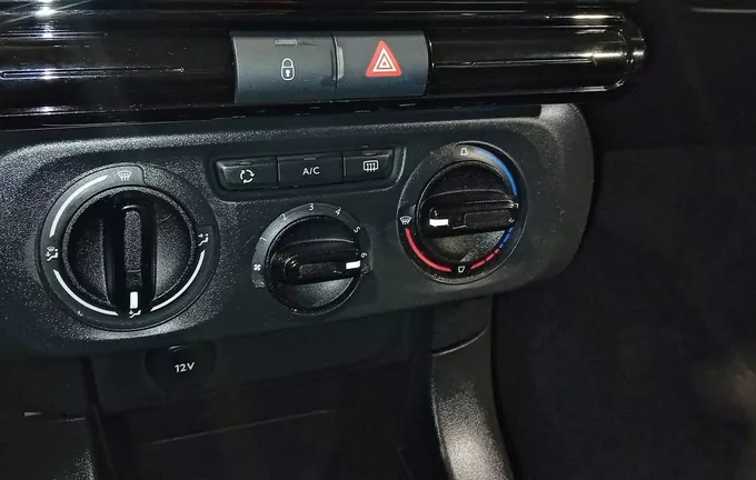 CITROEN C3 PureTech 83 ch BVM5 You photo 15 944433