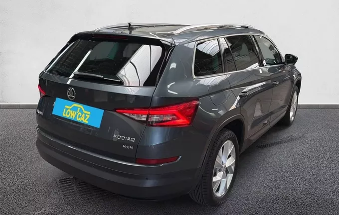 SKODA KODIAQ 2.0 TDI 190 SCR DSG7 4x4 7pl Style extérieur trois quart arrière droit 213069