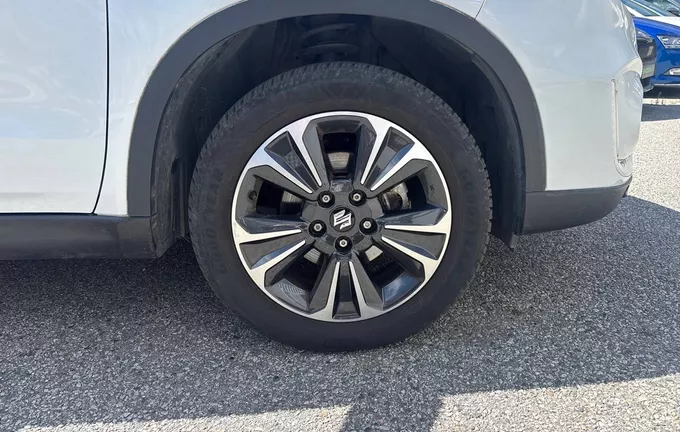 SUZUKI VITARA 1.4 Boosterjet Allgrip Hybrid Privilège photo 9 13979