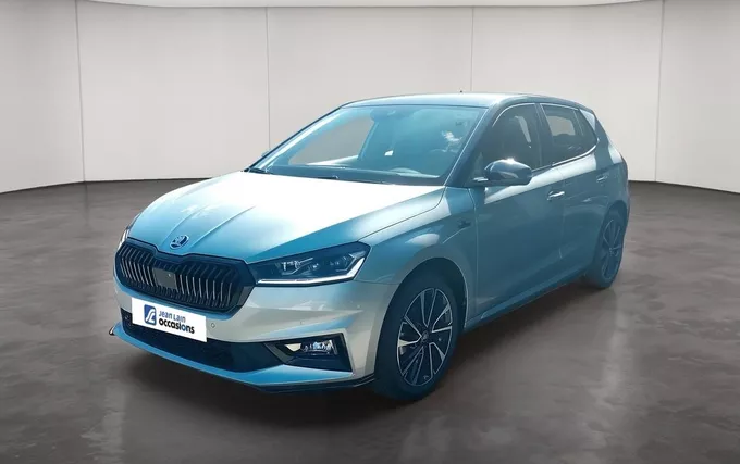 SKODA FABIA 1.0 TSI 116 ch EVO 2 DSG7 Monte-Carlo extérieur trois quart avant gauche 2131899