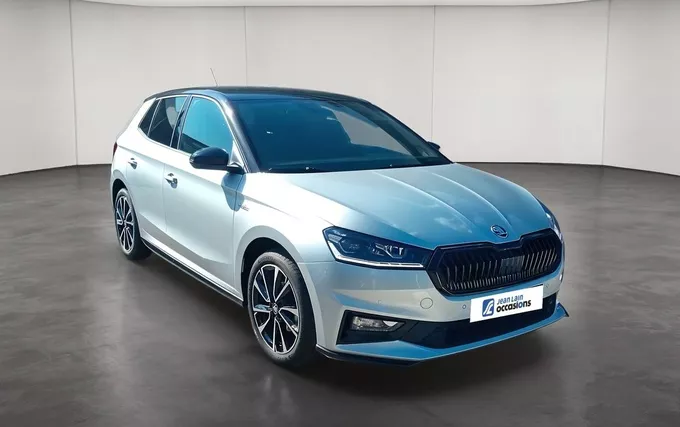 SKODA FABIA 1.0 TSI 116 ch EVO 2 DSG7 Monte-Carlo extérieur trois quart avant droit 2131899