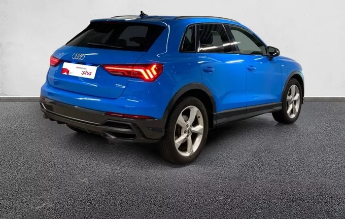 AUDI Q3 35 TFSI 150 ch S tronic 7 S line extérieur trois quart arrière droit 2125431