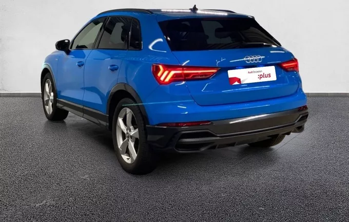 AUDI Q3 35 TFSI 150 ch S tronic 7 S line extérieur trois quart arrière gauche 2125431
