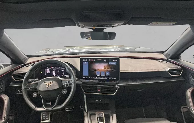 CUPRA FORMENTOR 1.5 eTSI Hybrid 150 ch DSG7 V extérieur trois quart avant droit 2129051