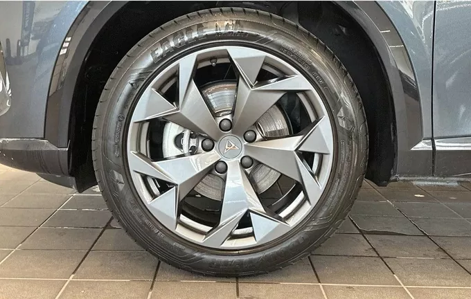 CUPRA FORMENTOR 1.5 eTSI Hybrid 150 ch DSG7 V photo 12 2129051